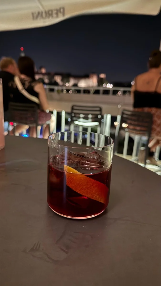 Skybar Pergamin - výhled na hrad